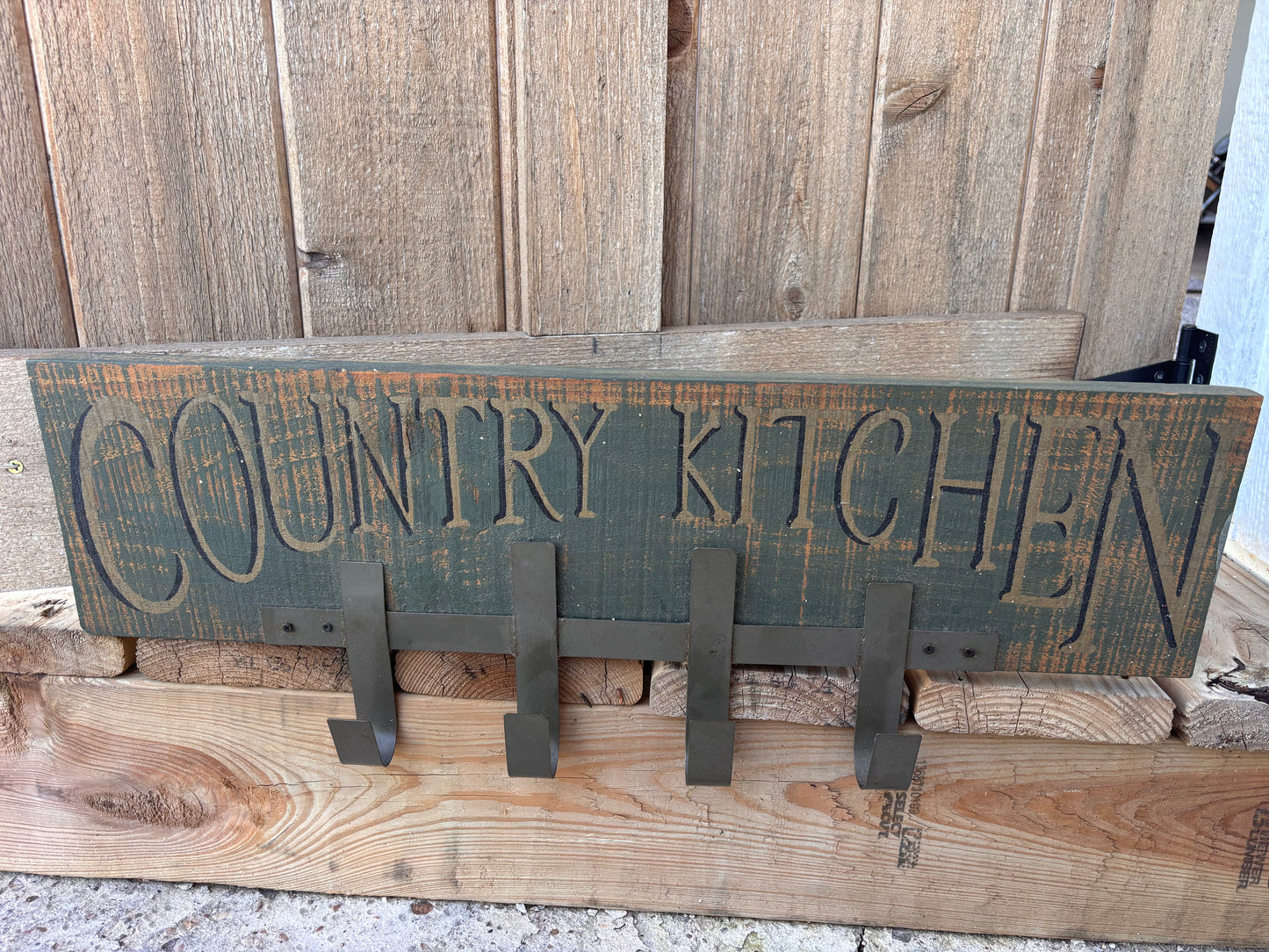 Country Kitchen Sign